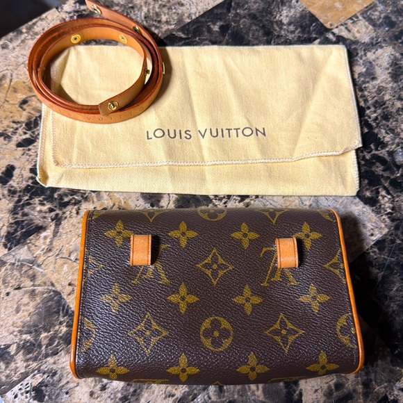 Louis Vuitton Monogram Florentine - Picture 4 of 5
